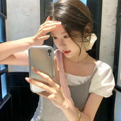 三小一家人